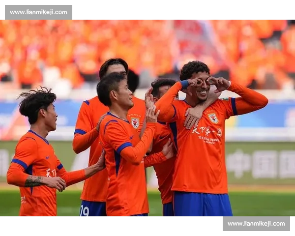 恒大中超赛季再战 全力争冠激情碰撞 球迷热议球队新阵容变革