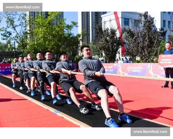 拔河比赛中的团结与拼搏 让我们一起见证力量与毅力的较量